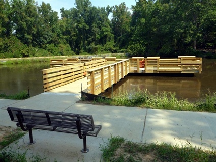 Squirrel Lake Gets New Pier